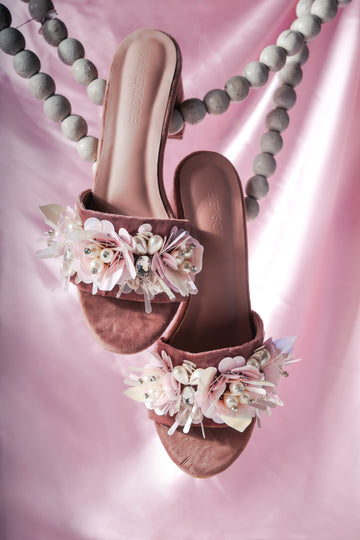 Chelsea Rose Block Heels (Peach)