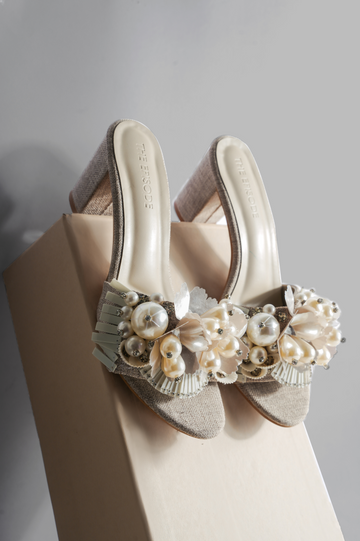 Cold Cold Heart Block Heels (Cream)