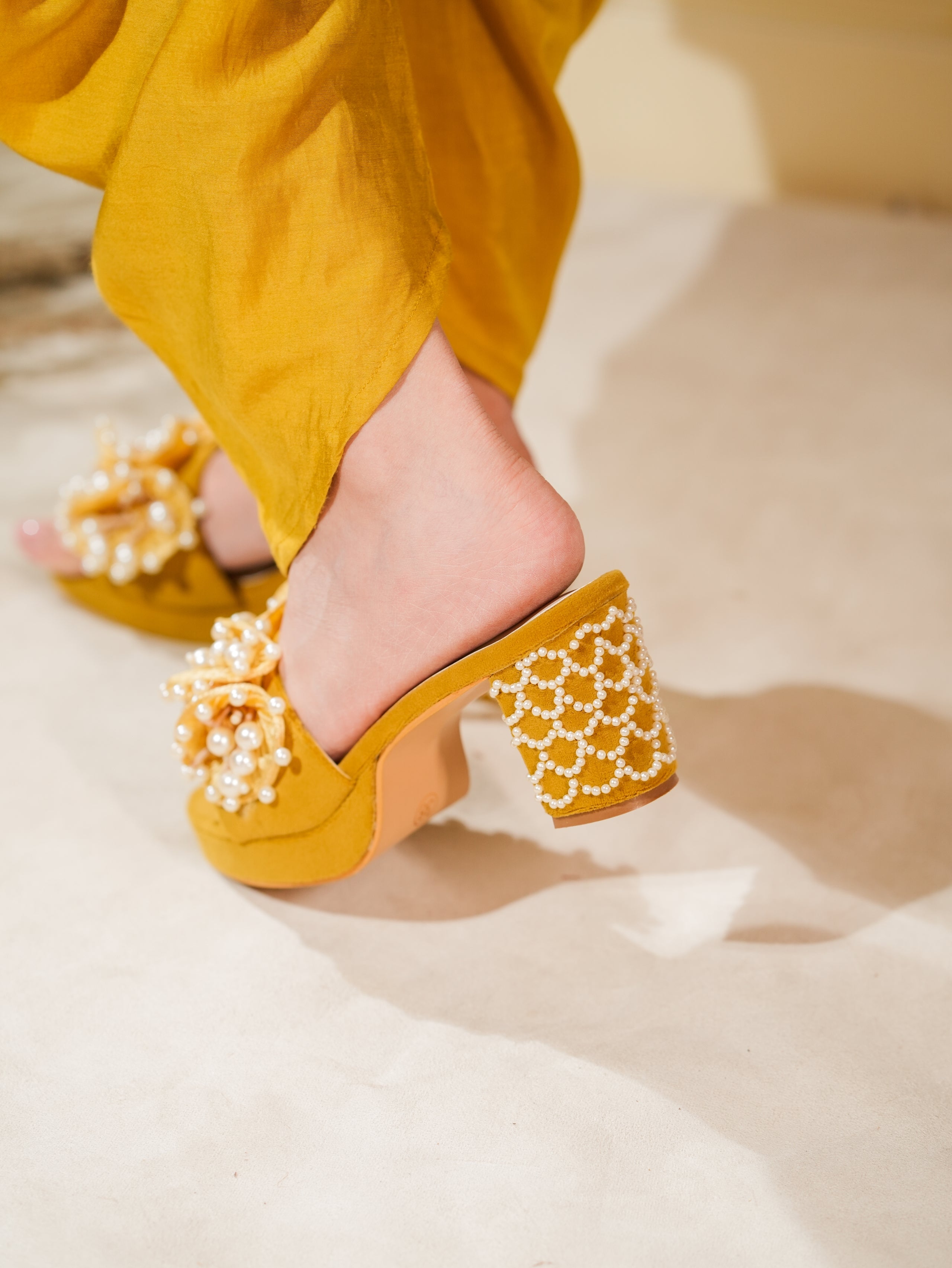 Deserted Love Heels