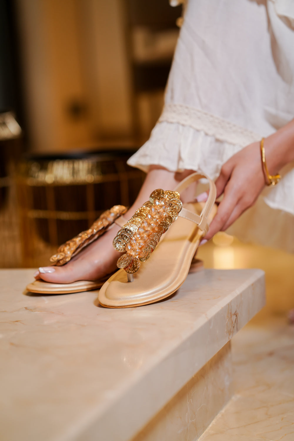 Dollar Flats