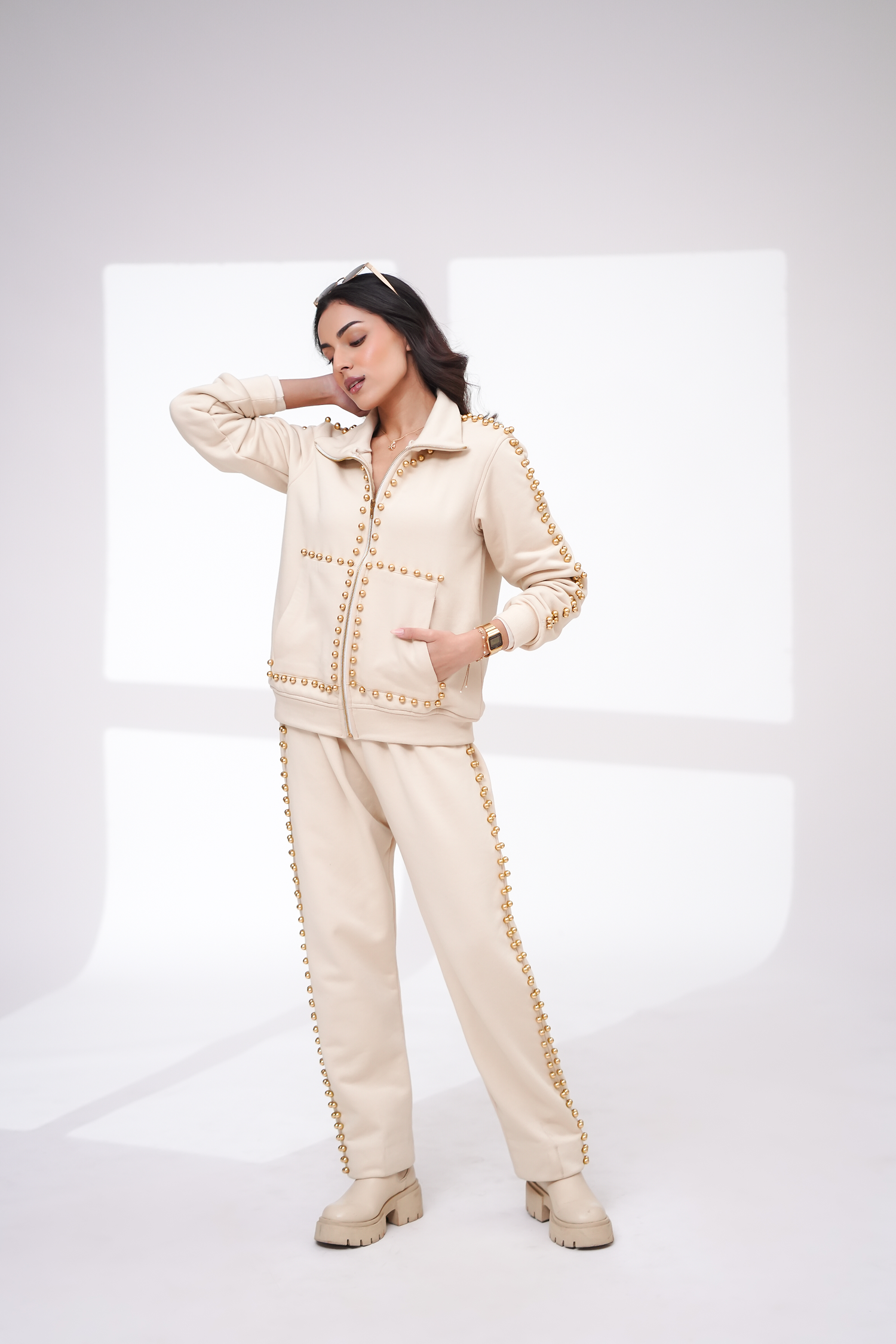 Iconic (Cream)