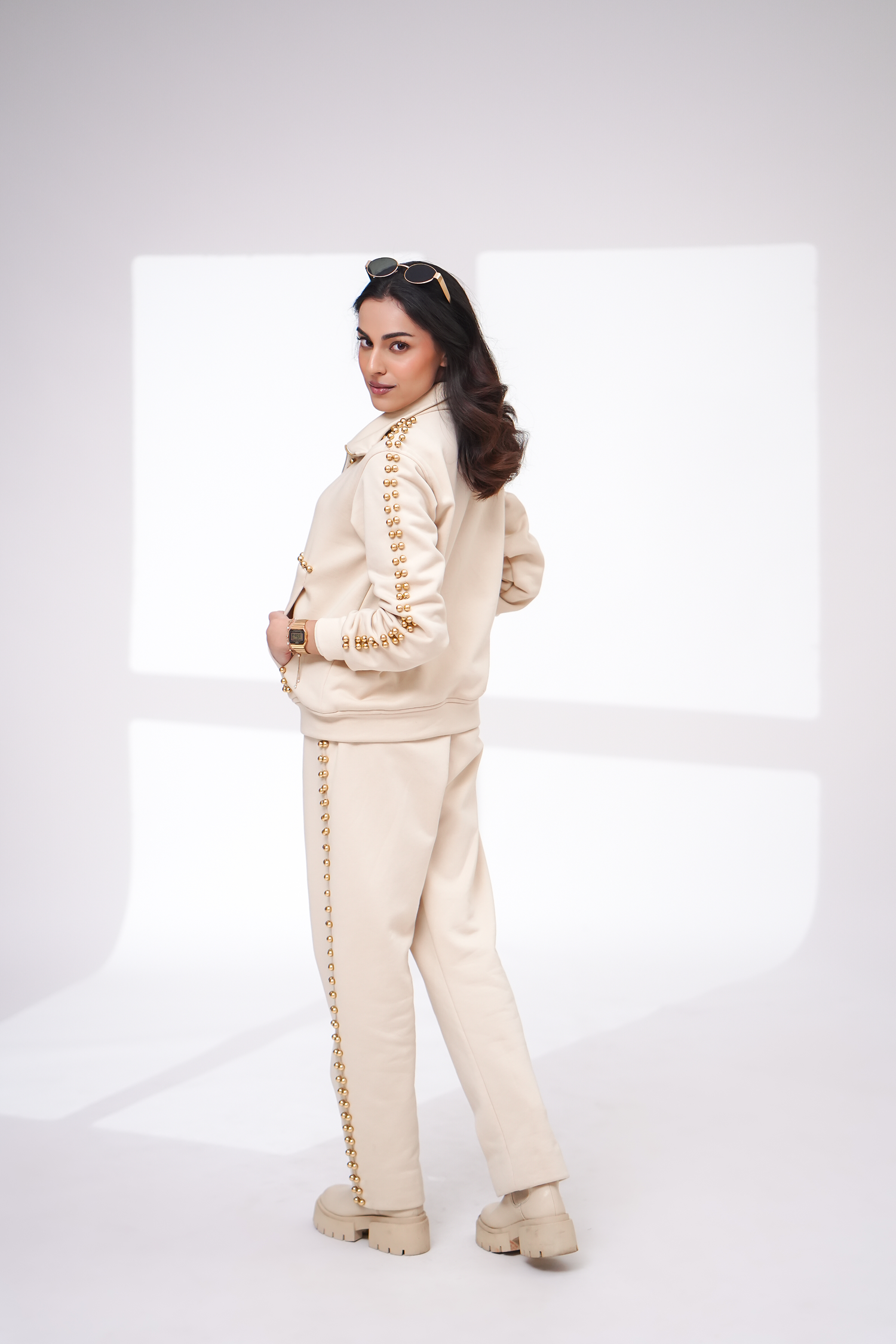 Iconic (Cream)