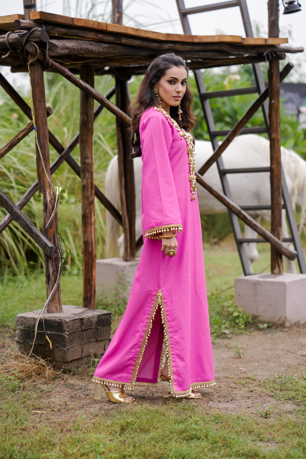 Nazakat Pink