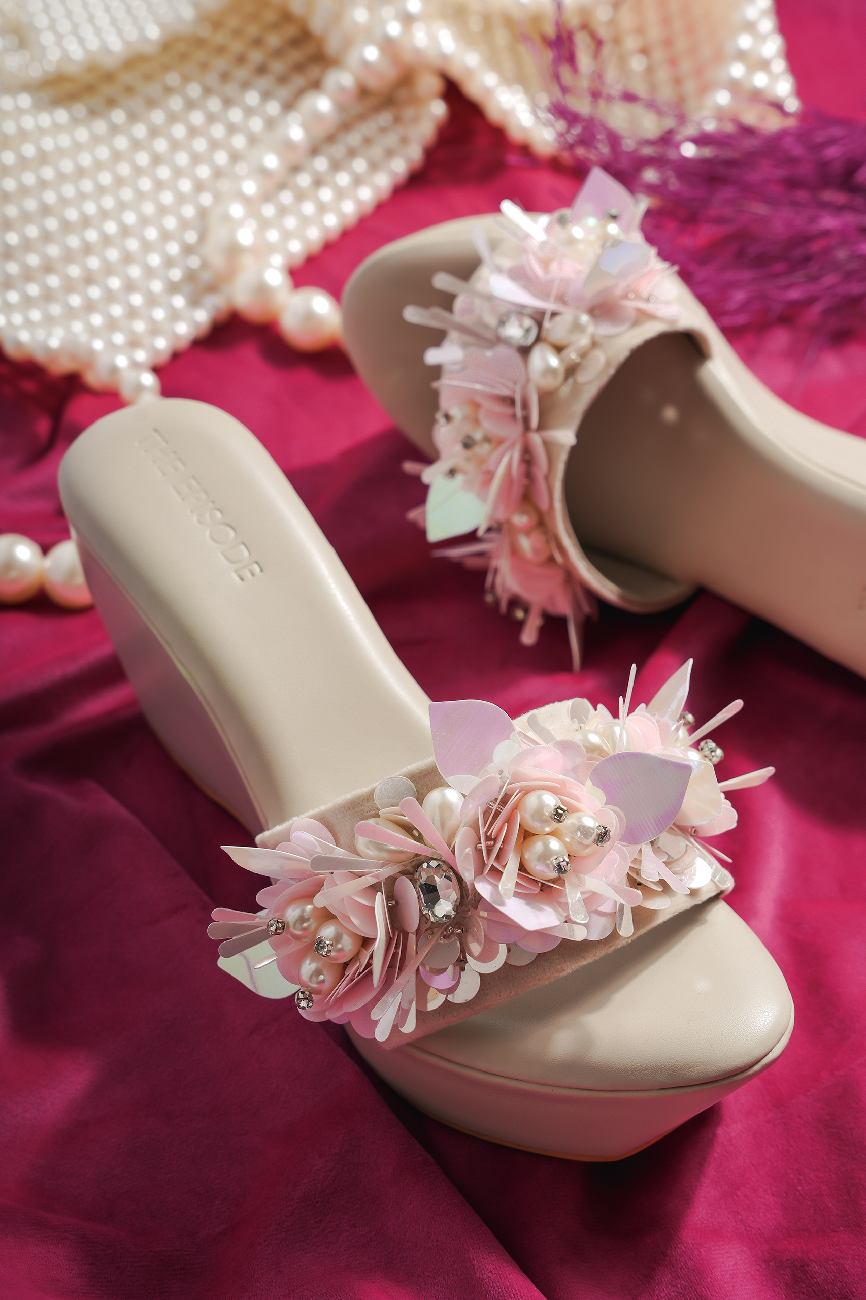 Chelsea Rose Wedges