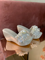 Fragile Forest Wedges (Cream)